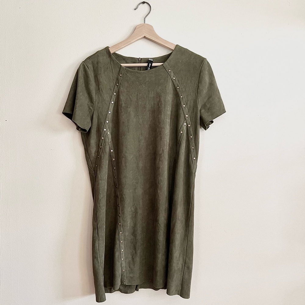 Design Lab Women Olive Green Studded Short Sleeve Dress Knee Length Size L